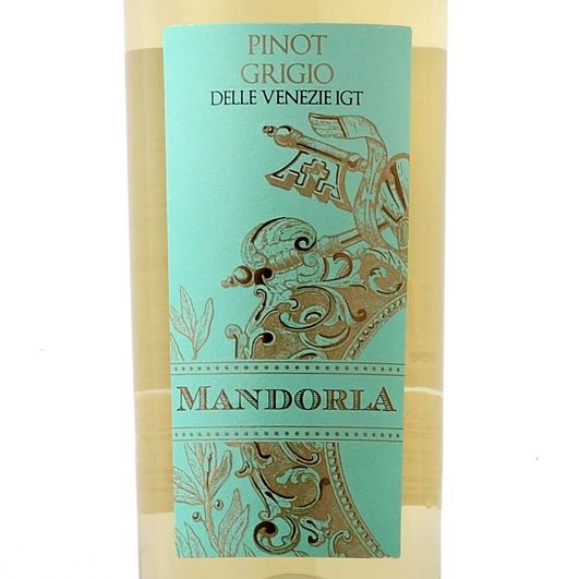 Mandorla-Pinot-Grigio-delle-Venezie-2017